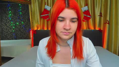 Snapshot of polly_love_ chatting on 01/18/25, 07:28 Polly online show from 01/18/25, 07:28