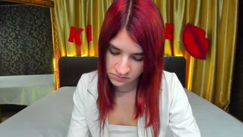 Snapshot of polly_love_ chatting on 02/07/25, 04:35 Polly online show from 02/07/25, 04:35