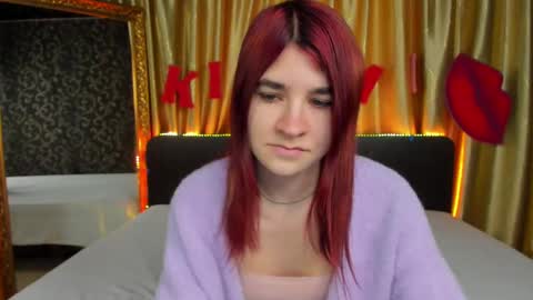 Snapshot of polly_love_ chatting on 02/12/25, 07:34 Polly online show from 02/12/25, 07:34