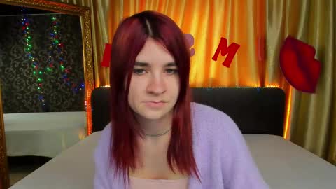 Snapshot of polly_love_ chatting on 02/12/25, 10:35 Polly online show from 02/12/25, 10:35