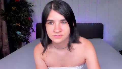 Snapshot of polly_love_ chatting on 09/10/25, 06:02 Polly online show from 09/10/25, 06:02