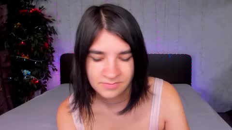 Snapshot of polly_love_ chatting on 09/12/25, 06:02 Polly online show from 09/12/25, 06:02