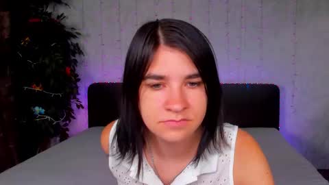 Snapshot of polly_love_ chatting on 09/16/25, 06:14 Polly online show from 09/16/25, 06:14