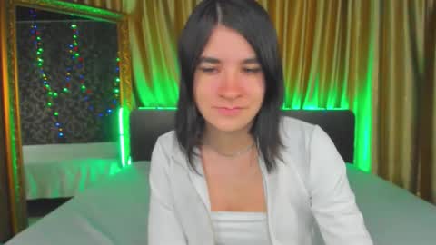 Snapshot of polly_love_ chatting on 10/02/25, 06:20 Polly online show from 10/02/25, 06:20