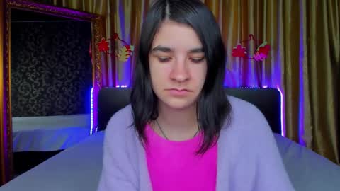 Polly online show from 11/26/25, 07:42