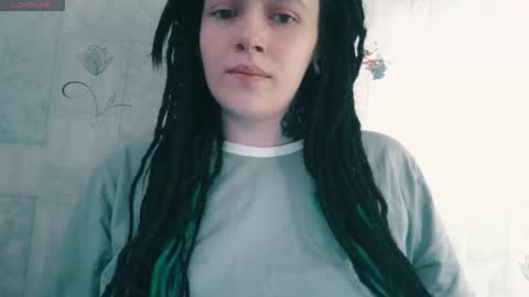 Polly online show from 12/23/25, 06:55