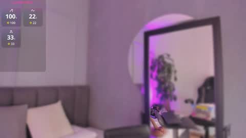 POLLY online show from 10/23/25, 10:47