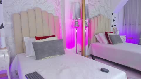 Carolina online show from 01/14/25, 03:11