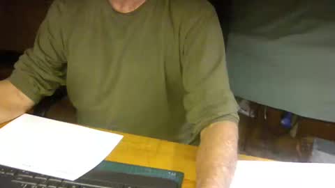 Snapshot of pomme1949 chatting on 02/09/25, 04:29 pomme1949 online show from 02/09/25, 04:29