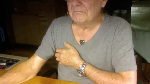 Snapshot of pomme1949 chatting on 02/27/25, 04:21 pomme1949 online show from 02/27/25, 04:21