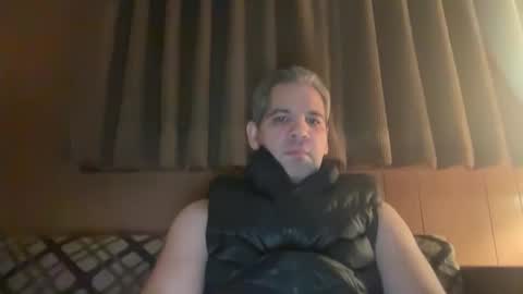 Snapshot of ponchynyc chatting on 02/08/25, 06:01 PONCH online show from 02/08/25, 06:01