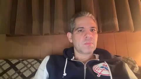 Snapshot of ponchynyc chatting on 10/13/25, 05:29 PONCH online show from 10/13/25, 05:29