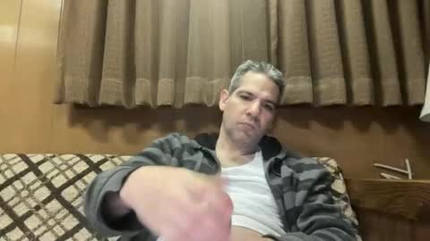 Snapshot of ponchynyc chatting on 10/17/25, 09:23 PONCH online show from 10/17/25, 09:23