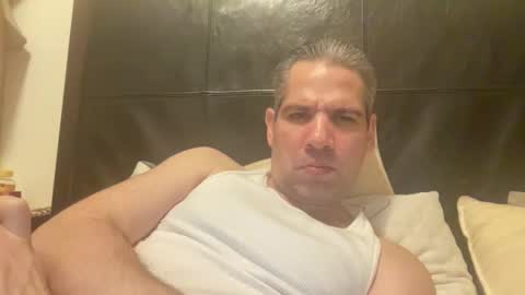 Snapshot of ponchynyc chatting on 11/01/25, 12:34 PONCH online show from 11/01/25, 12:34