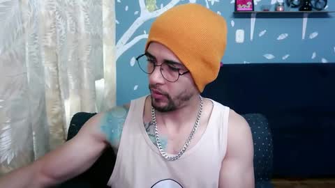 Snapshot of ponzothc chatting on 10/05/25, 09:13 ponzothc online show from 10/05/25, 09:13