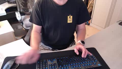 Dave online show from 10/27/25, 08:40