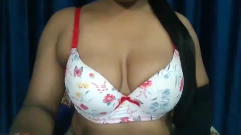 Snapshot of poojalady chatting on 10/02/25, 04:52 poojalady online show from 10/02/25, 04:52