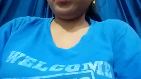 Snapshot of poojalady chatting on 06/09/26, 12:39 poojalady online show from 06/09/26, 12:39
