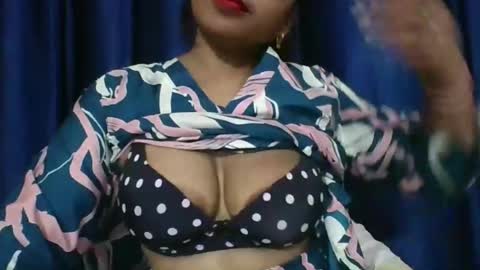 poojalady online show from 06/24/26, 03:33