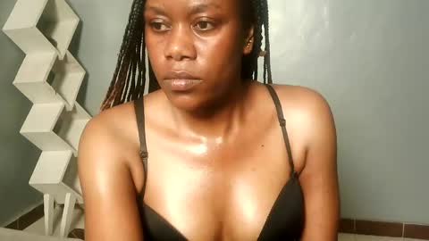 pookie_syd online show from 02/04/25, 11:16