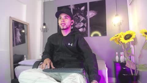 Snapshot of pool_vega chatting on 10/07/25, 11:51 pool online show from 10/07/25, 11:51
