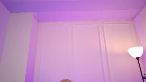 Snapshot of pop_eclipse chatting on 07/02/26, 12:33 Sara and Kate online show from 07/02/26, 12:33
