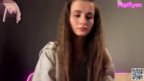 Snapshot of popityan chatting on 10/13/25, 05:18 Louise see you on December 1 at 2200 UTC3 online show from 10/13/25, 05:18