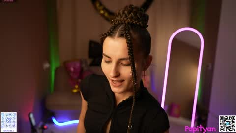 Louise  see you on December 1  at 2200 UTC3 online show from 04/22/26, 08:06