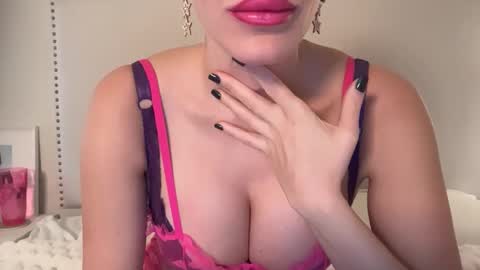 Poppy Knox online show from 12/03/25, 06:50