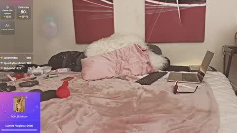 Veronica Ronnie Taylor online show from 01/11/25, 09:36