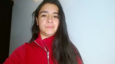 porcelainlux online show from 04/13/26, 11:21