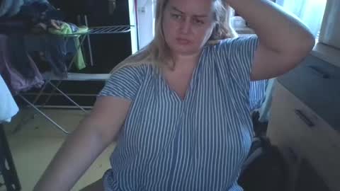 Snapshot of pornbusty chatting on 02/09/25, 03:23 MelissOfficial online show from 02/09/25, 03:23