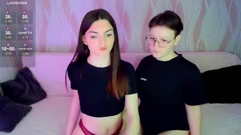 Ana and Tati online show from 11/29/25, 07:50