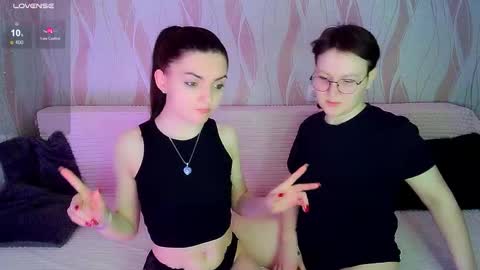 Ana and Tati online show from 12/05/25, 08:49