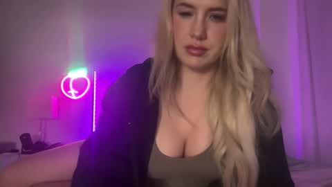 Portia Banks online show from 12/15/25, 04:50