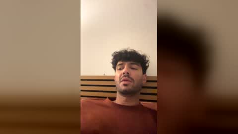 portugues_malvadao2 online show from 03/28/26, 04:23