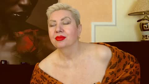 Snapshot of posh_lady chatting on 01/03/25, 09:47 LADY POSH online show from 01/03/25, 09:47