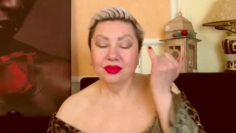 Snapshot of posh_lady chatting on 02/12/26, 07:42 LADY POSH online show from 02/12/26, 07:42