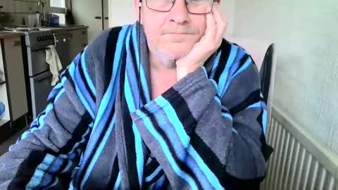 Snapshot of poshman65 chatting on 12/16/24, 10:18 poshman65 online show from 12/16/24, 10:18