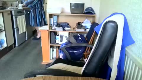 Snapshot of poshman65 chatting on 12/17/24, 10:23 poshman65 online show from 12/17/24, 10:23