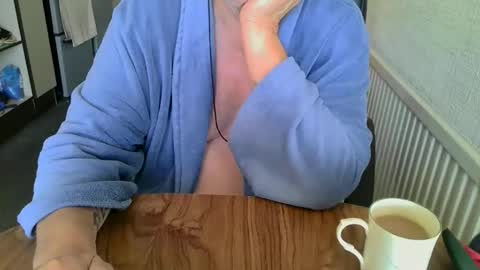 Snapshot of poshman65 chatting on 09/11/25, 09:31 poshman65 online show from 09/11/25, 09:31