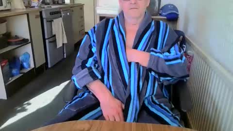 poshman65 online show from 04/14/26, 09:04