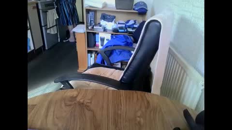 poshman65 online show from 04/18/26, 09:57