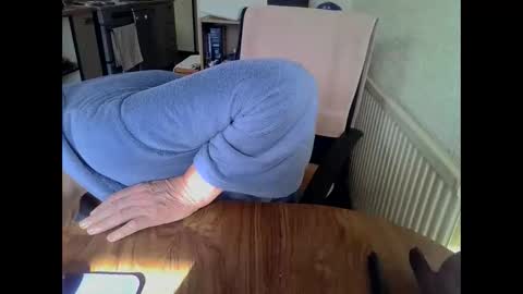 poshman65 online show from 04/25/26, 08:28