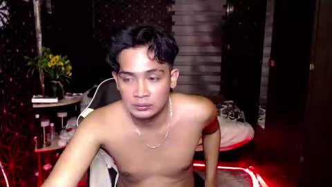 VEeeAsian online show from 11/17/25, 04:13