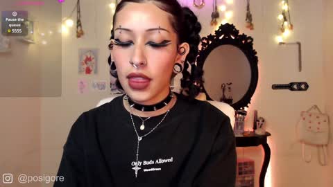 Snapshot of posigore chatting on 12/09/24, 06:57 Anna Goth independient model online show from 12/09/24, 06:57