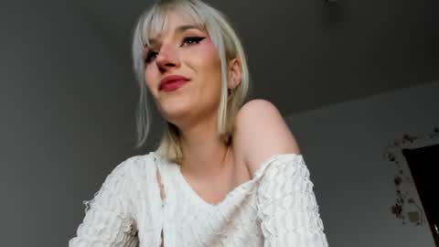 Snapshot of positivevibess chatting on 01/07/25, 01:14 positivevibess online show from 01/07/25, 01:14