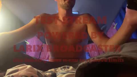 Snapshot of poulpossss chatting on 11/26/25, 08:37 poulpossss online show from 11/26/25, 08:37