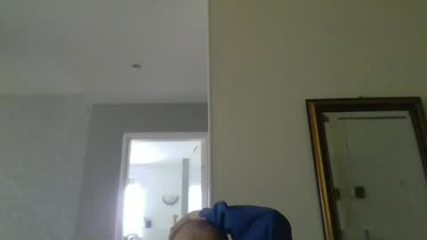 Snapshot of pourquoi_toi chatting on 09/13/25, 10:59 pourquoi_toi online show from 09/13/25, 10:59