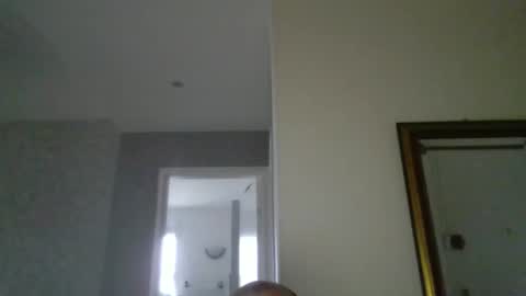Snapshot of pourquoi_toi chatting on 10/12/25, 06:34 pourquoi_toi online show from 10/12/25, 06:34